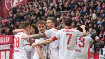 Düsseldorf wieder Spitzenreiter – Heidenheim verspielt 2:0