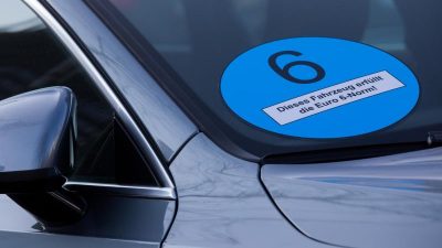 Umweltbundesamt verlangt zweierlei Plaketten für Diesel-Autos