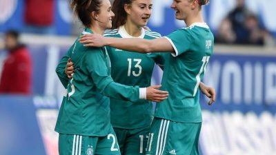 DFB-Frauen peilen gegen Frankreich ersten Sieg 2018 an