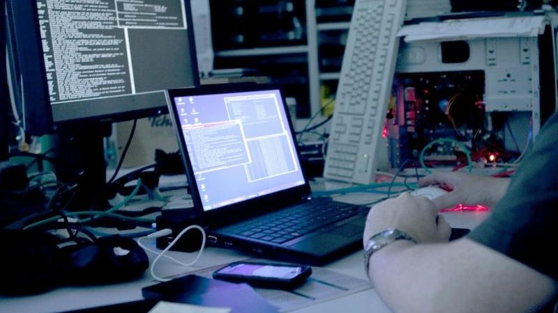 „Spiegel“: Bei Hackerangriff auch Brexit-Protokoll erbeutet