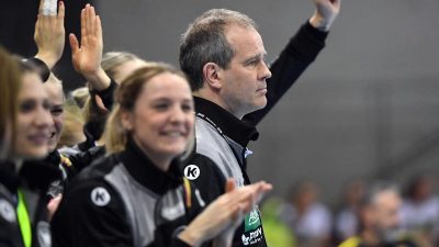 Traumstart für Bundestrainer Groener: DHB-Frauen siegen