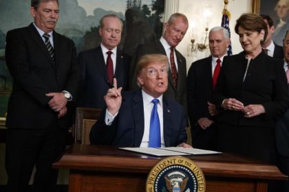 Trump verkündet seinen ersten Handelssieg – Südkorea lenkt bei Verhandlungen ein