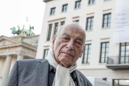 Eugen Gomringer kritisiert Löschung seines Gedichts: „Alleen und Blumen und Frauen und ein Bewunderer“ – angeblich sexistisch