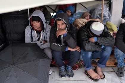 Experten warnen vor “gravierenden” negativen Folgen für Gesellschaft – 250.000 traumatisierte Flüchtlinge brauchen Hilfe