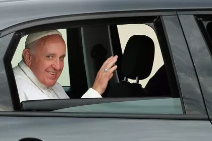 Papst-Kritiker fordern: Ausschluss Franziskus&#8216; aus Kirche als letzte Lösung