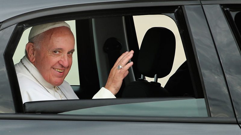 Papst-Kritiker fordern: Ausschluss Franziskus‘ aus Kirche als letzte Lösung
