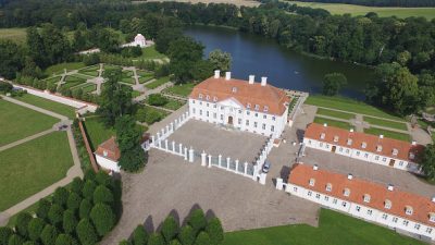 Bundeskabinett zu Klausur auf Schloss Meseberg zusammengekommen