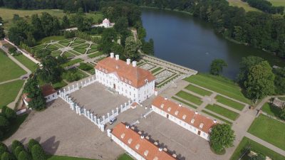 Bundeskabinett berät auf Schloss Meseberg Arbeitsprogramm für kommende Monate