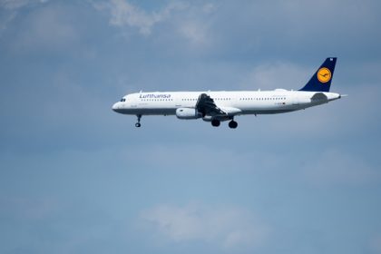Sorge vor US-Angriff in Syrien: Internationale Fluglinien ändern Routen