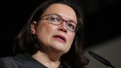 Nahles ruft Bundesregierung zu Geschlossenheit auf