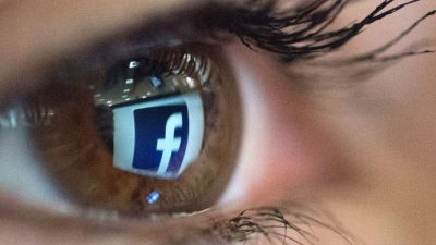 Bundesregierung kritisiert Facebook – und gibt dort Millionen aus