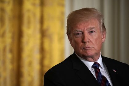 Trump will „amerikanische Antwort auf Syrien“ beaufsichtigen – Lateinamerika-Reise abgesagt