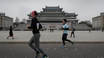 Fast 430 ausländische Teilnehmer beim Pjöngjang-Marathon in Nordkorea