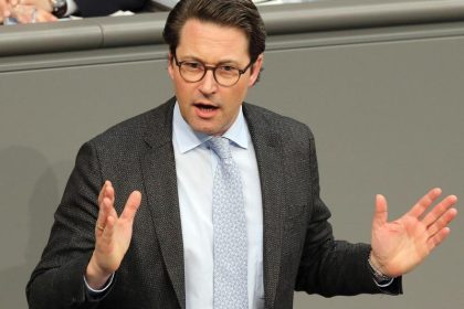 Scheuer kündigt nach Mobilfunkgipfel „Ausbauoffensive“ an