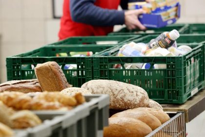 Essener Tafel nimmt wieder Ausländer auf