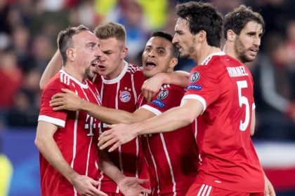 FC Bayern nach 2:1 in Sevilla auf Halbfinalkurs