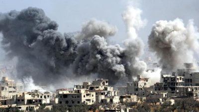 Aktivisten: Hunderte Raketen und Fassbomben gehen im Süden Syriens nieder