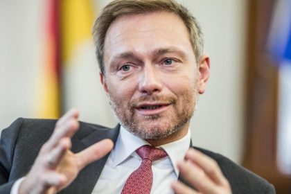 Lindner will drei Prozent des BIP in Verteidigung, Diplomatie und Afrika stecken
