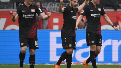 Frankfurt verliert Spitzenduell in Leverkusen klar