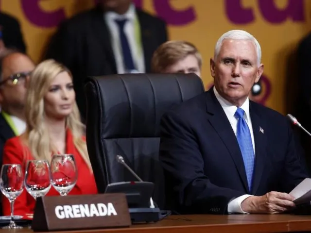 US-Vizepräsident Mike Pence beim Amerika-Gipfel. Hinter ihm Ivanka Trump. Foto: Karel Navarro/AP/dpa