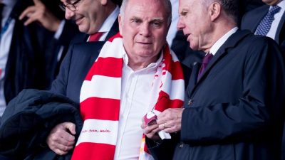 Hoeneß kontert Bobic: Große Bayern-Eintracht gegen Eintracht