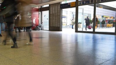 Großeinsatz in Hannover: Messer-Attacke am Hauptbahnhof – Mann (48) lebensgefährlich verletzt