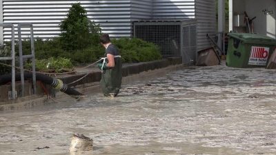 Überflutungen nach Starkregen in Hessen