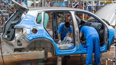 VW investiert mit Partnern 15 Milliarden Euro in China