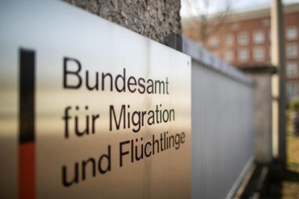 Bamf-Leiterin der Außenstelle Bremen machte dem Bamf schwere Vorwürfe – Nun muss sie gehen