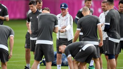 FC Bayern offensiv gegen Real Madrid – Alaba nicht im Kader
