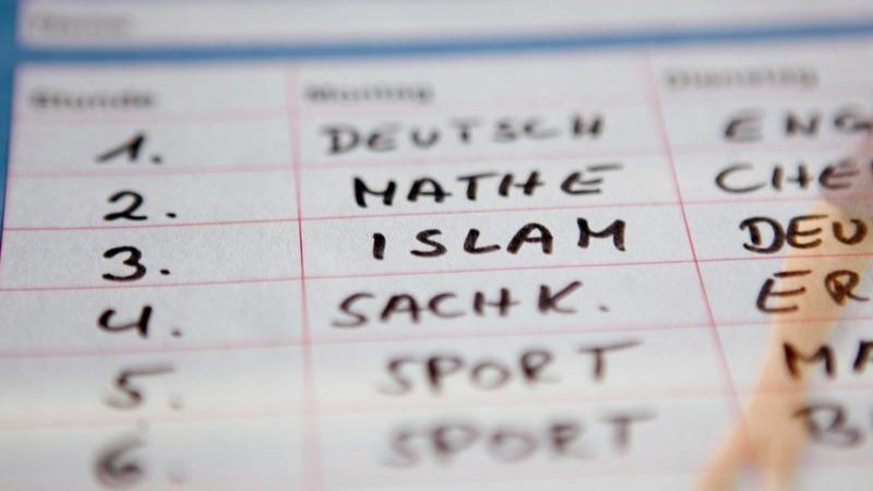 Zur Zukunft der deutschen Bildung: Schulen mit islamischer Prägung, muslimischen Feiertagen und Geschlechtertrennung