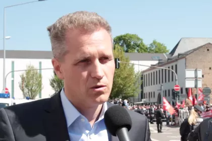 Bystron soll AfD Auskunft zu Vorwürfen aus Tschechien geben