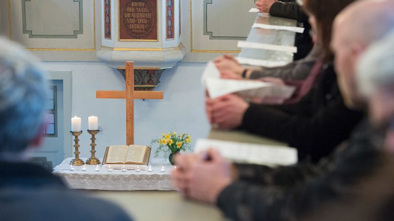Niedersachsens Landesbischof: AfD-Mitglied sein und als Christ leben – das geht