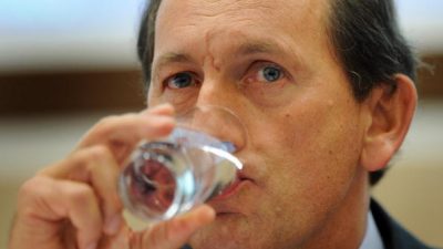 Nestlé pumpt Franzosen Wasserquelle leer – Bewohner von Vittel müssen nun 20 Millionen Euro teure Pipeline kaufen
