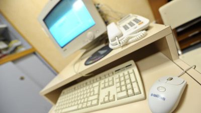 Aus für Gesundheitsdatennetz? – Vergabe von digitalen Arztausweisen wegen Sicherheitslücken gestoppt