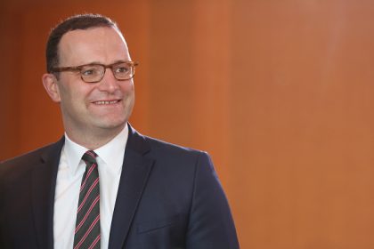 Spahn will Pflegekräfte zu noch mehr Arbeit bewegen