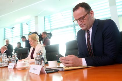 Spahn: Versicherte sollen mit Smartphone auf Patientenakte zugreifen können