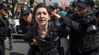 Türkische Polizei geht mit großer Härte vor: Mehr als 80 Festnahmen bei Maikundgebungen in Istanbul