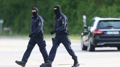 Seehofer „tief bestürzt“ über Messerangriff in Flensburg