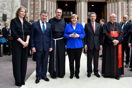 Kanzlerin Merkel erhält Friedenspreis der Franziskaner in Assisi