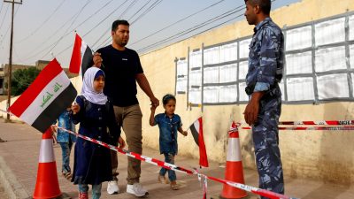 Überraschende Wende: Geistlicher liegt bei Wahl im Irak vorn