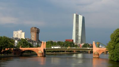 EZB-Chefvolkswirt: Finanzierungsbedingungen in Italien sind zu straff