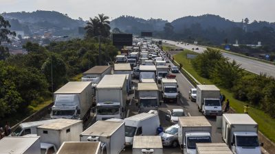 Streik von Lkw-Fahrern in Brasilien legt das Land lahm