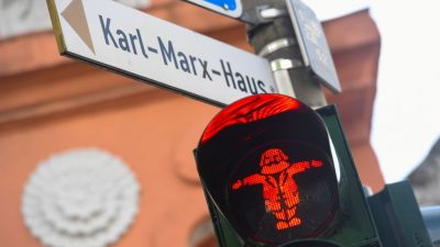 „Karl Marx vom Sockel holen“: Tschechischer Ex-Staatspräsident Václav Klaus spricht in Trier