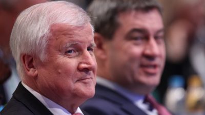 Wer ist schuld am Umfragetief? – Seehofer weist Kritik von Söder zurück