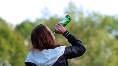 Suchtexperten beklagen „unverhältnismäßig niedrige Preise“ für Alkohol in Deutschland