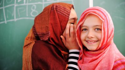 Studie: Schulen bekommen Migranten-Integration und Bekämpfung von Bildungsarmut nicht in den Griff