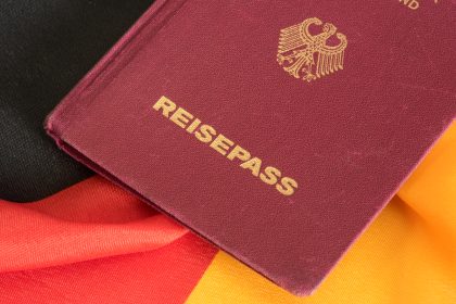 Alle Neubürger aus Syrien, Afghanistan, Iran, Algerien, Marokko, Tunesien behalten alte Staatsangehörigkeit bei