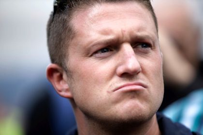 Verhaftung von Anti-Islamaktivist Tommy Robinson – Berichtsverbot von Gericht verhängt