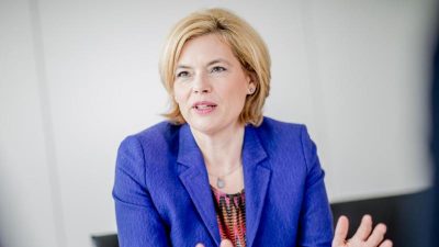 Ministerin Klöckner wirbt für EU-Agrarzahlungen